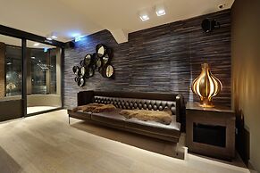 Amsterdam Forest Hotel