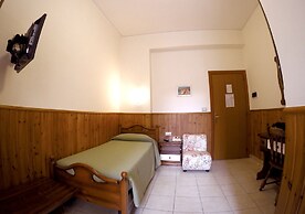 Tourist Hotel