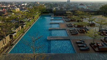 Alila Solo, Java