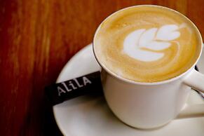 Alila Solo, Java