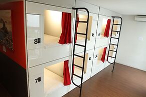 91 Loop - Hostel