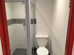 91 Loop - Hostel