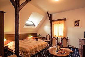 LH Hotel Gold