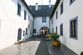LH Hotel Gold