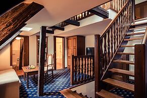 LH Hotel Gold