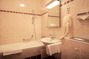 LH Hotel Gold