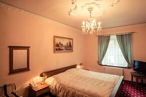 LH Hotel Gold