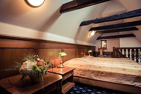 LH Hotel Gold