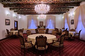 LH Hotel Gold