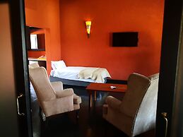 Riverstone Lodge