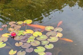Riverstone Lodge