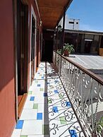 Hostal Lluvia de Oro
