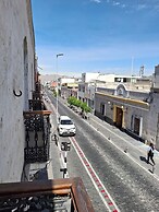 Hostal Lluvia de Oro