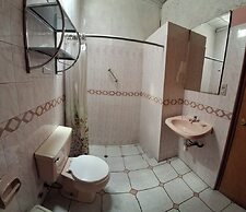 Hostal Lluvia de Oro