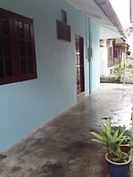 Budget Beach Resort