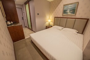 Megaboom City Hotel