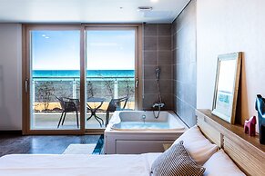 Seastay Hotel & Spa