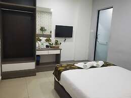 D'Metro Hotel