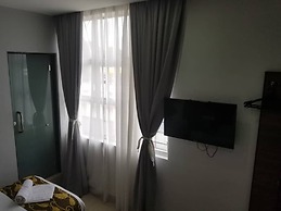 D'Metro Hotel