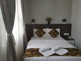 D'Metro Hotel