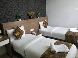 D'Metro Hotel