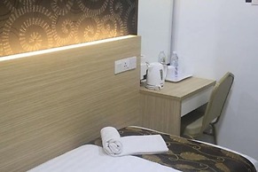 D'Metro Hotel