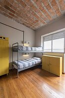 Puerto Limon Hostel