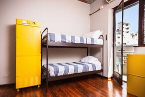 Puerto Limon Hostel