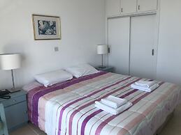 Axiothea Hotel
