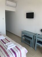 Axiothea Hotel