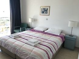 Axiothea Hotel