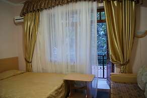 Argo Hotel