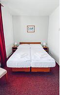 Hotel Harrachov Inn