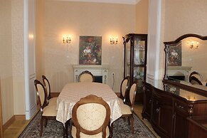 Intourist Hotel