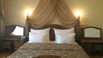 Intourist Hotel