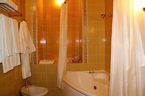 Intourist Hotel