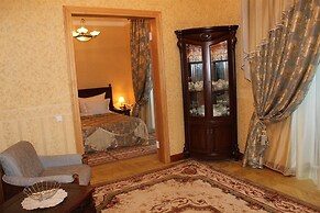Intourist Hotel