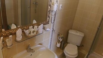 Intourist Hotel