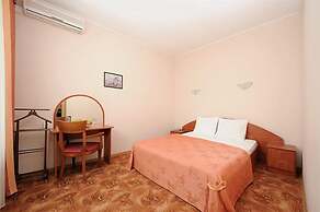 AVS Hotel