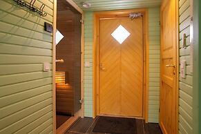 Kakslauttanen Arctic Resort