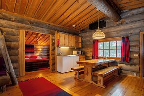 Kakslauttanen Arctic Resort