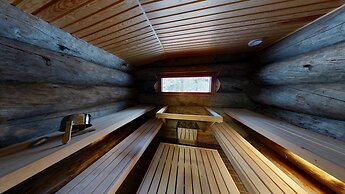Kakslauttanen Arctic Resort