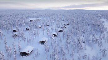 Kakslauttanen Arctic Resort