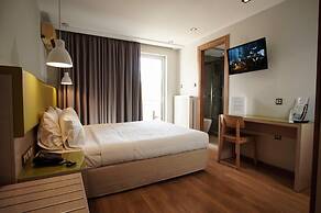 Elements Rooms and Apartments