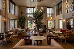 Marpessa Smart Luxury Hotel