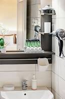 Athos Guest House Pansion