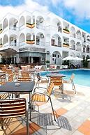 Kronos Hotel