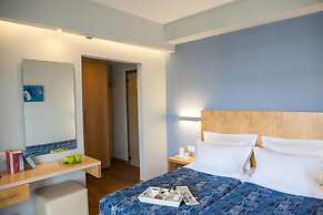 Kronos Hotel