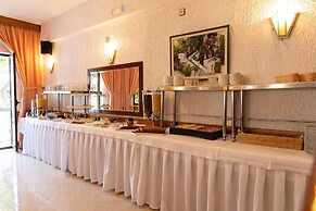 Fevro Hotel