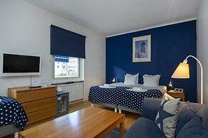 Port Hotel
